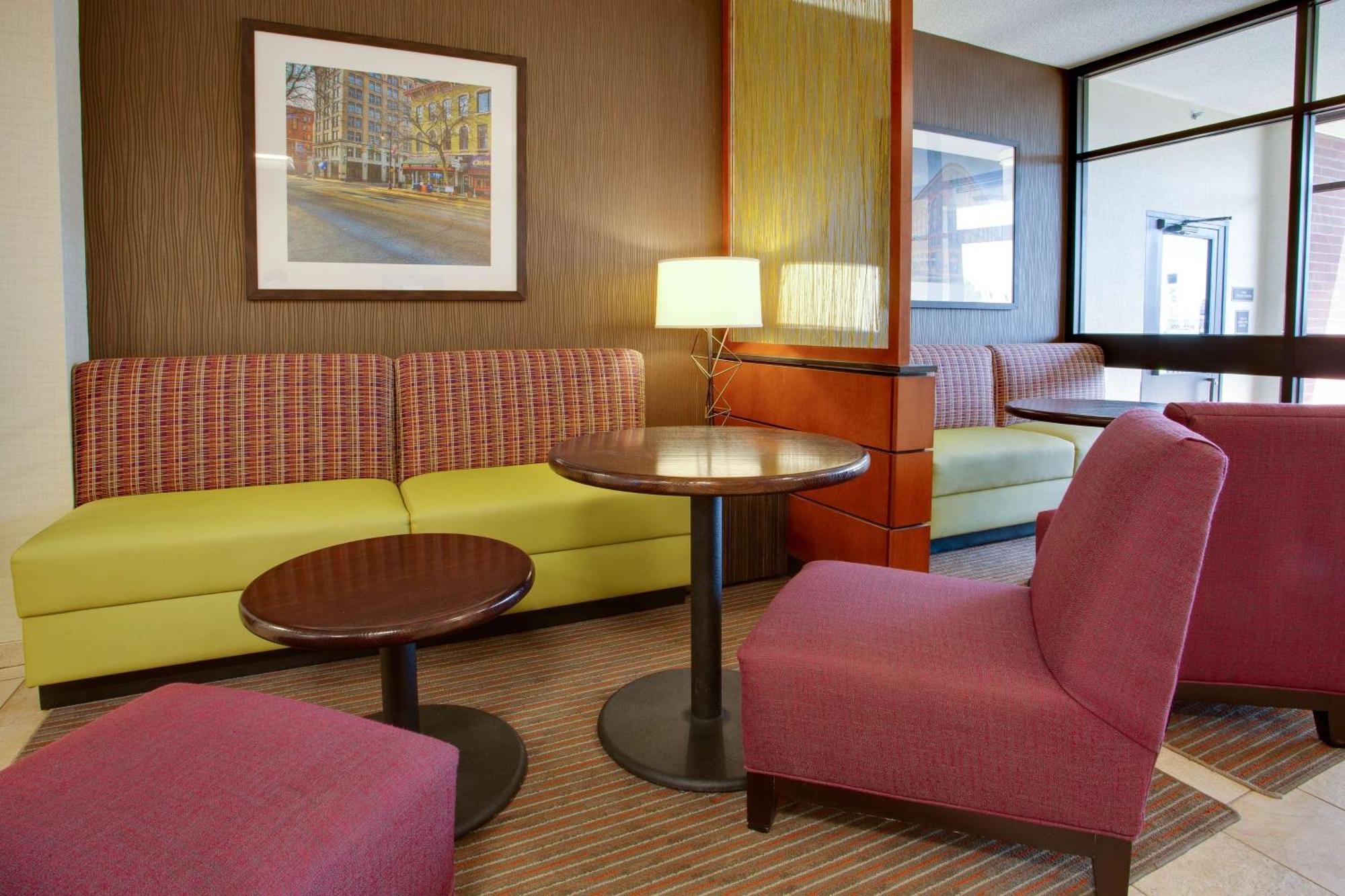 Drury Inn&Suites Terre Haute Exterior foto
