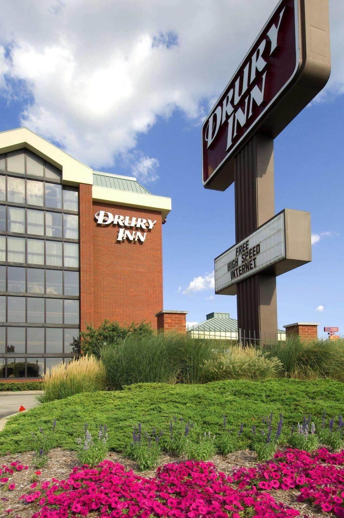 Drury Inn&Suites Terre Haute Exterior foto